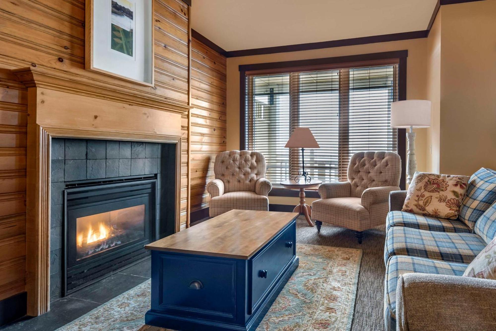 Hilton Grand Vacations Club Blue Mountain Canada Blue Mountains Exterior foto